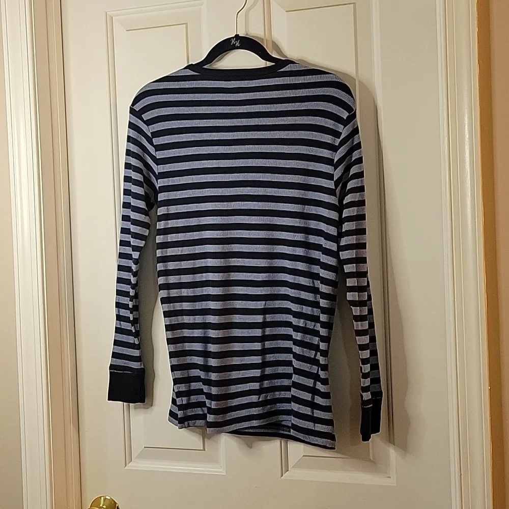 Childrens Place light blue and navy striped  thermal shirt xxl/16